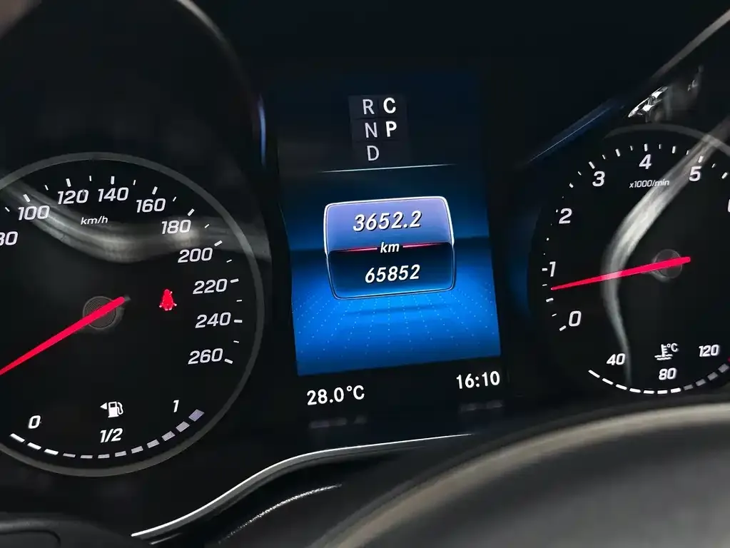 Mercedes-Benz V-Class 2021 из CN, фото 10