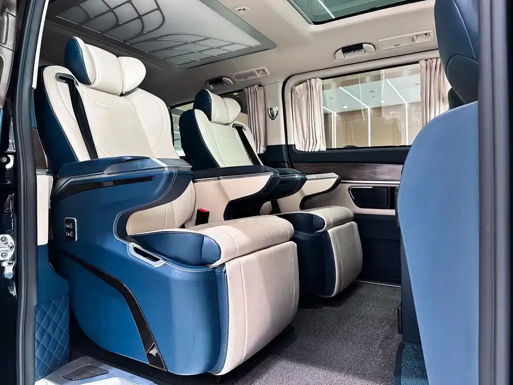 Mercedes-Benz V-Class 2021 из CN, фото 6