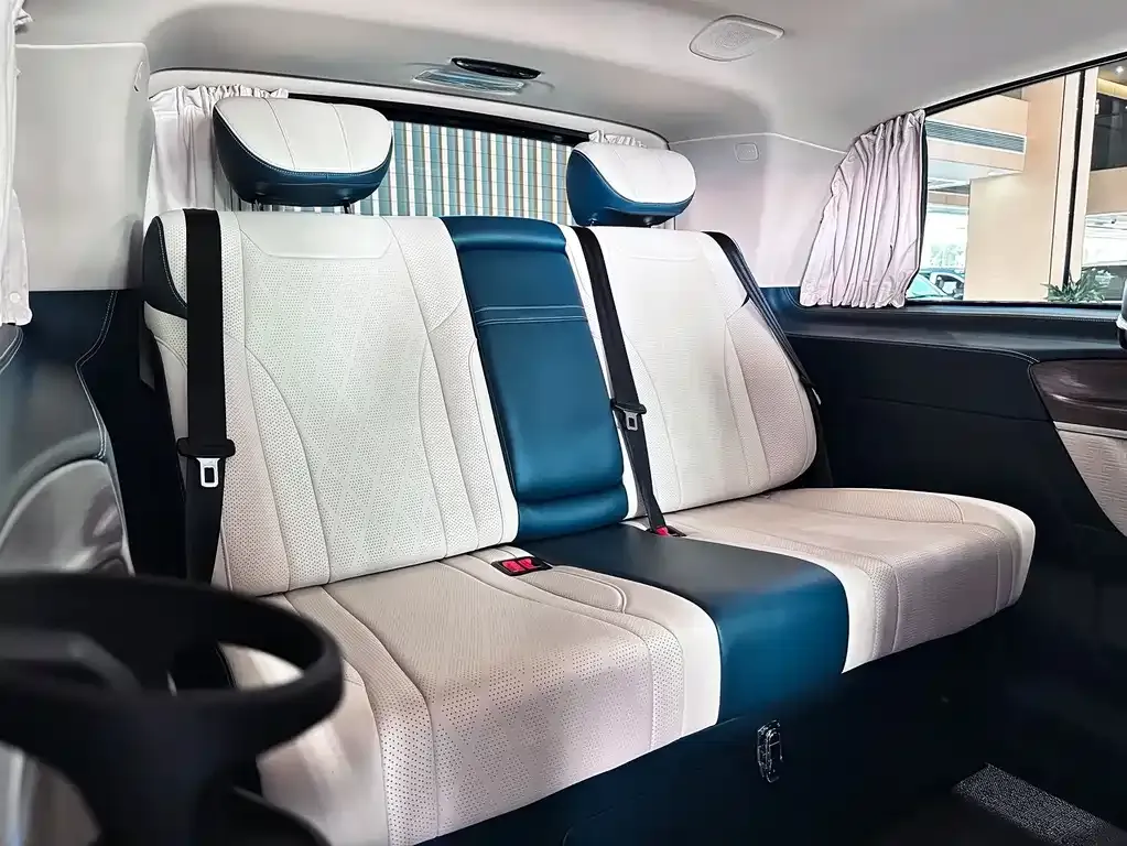 Mercedes-Benz V-Class 2021 из CN, фото 7