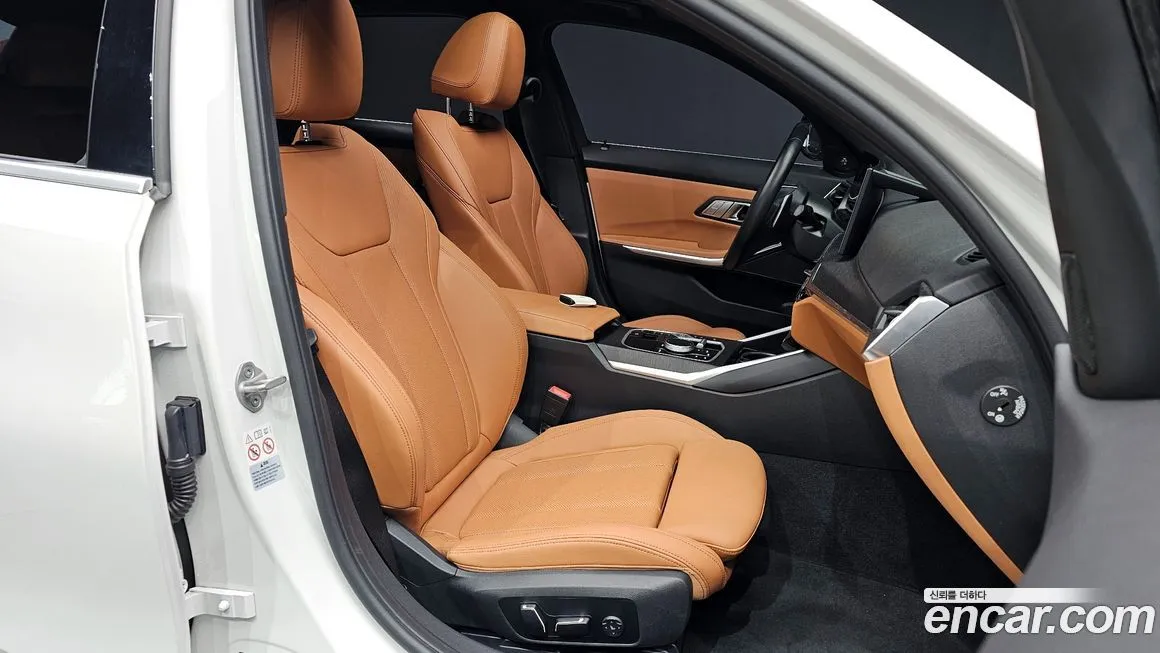 BMW 3-Series 2024 из KR, фото 10