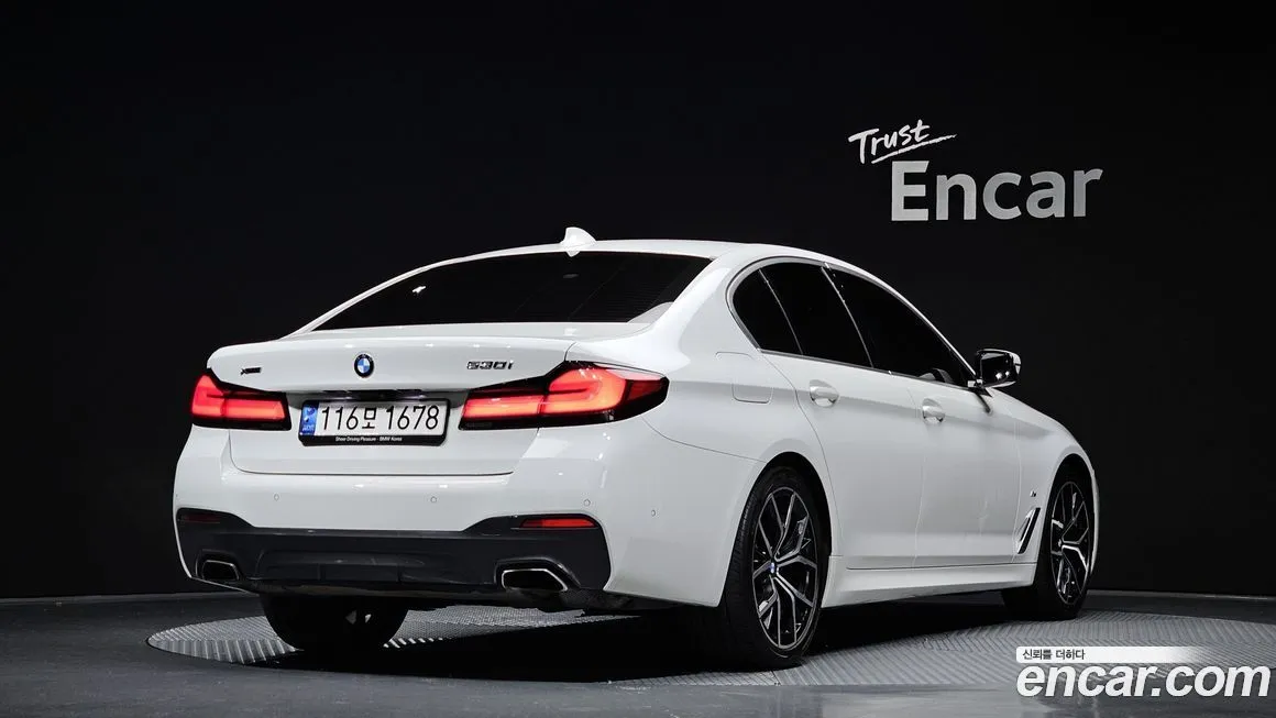 BMW 5-Series 2021 из KR, фото 2