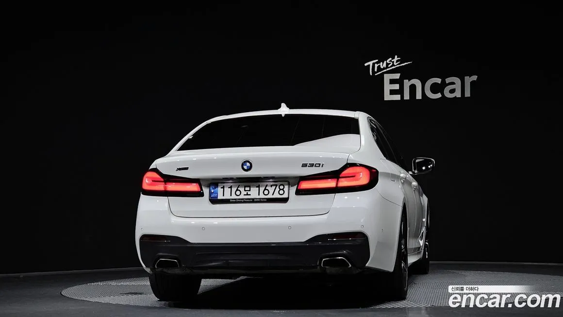 BMW 5-Series 2021 из KR, фото 4