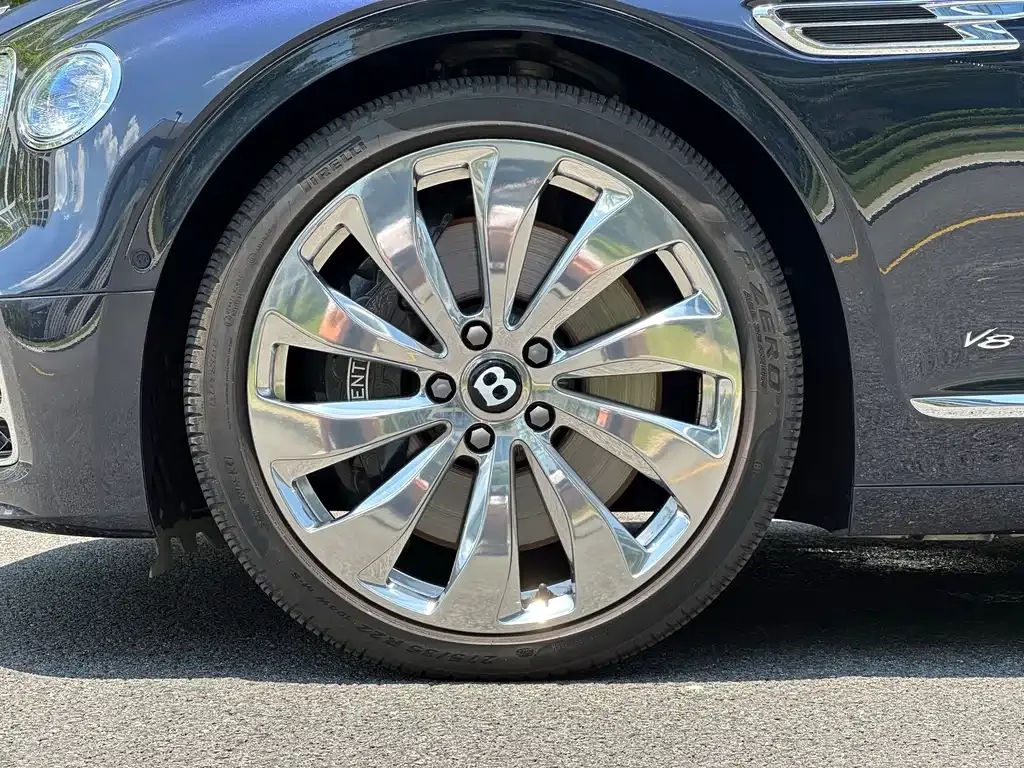 Bentley Flying Spur 2022 из CN, фото 6