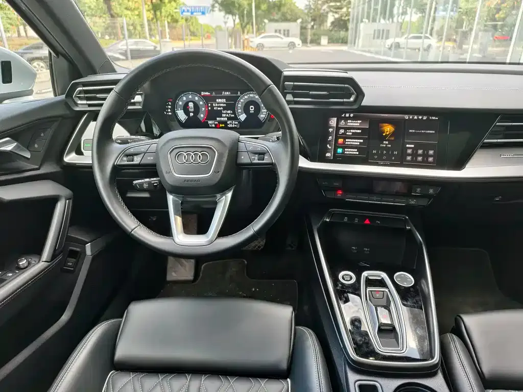 Audi A3 2024 из CN, фото 7