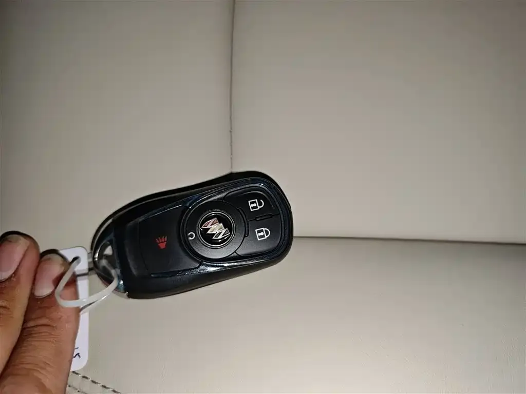 Buick GL8 2022 из CN, фото 9