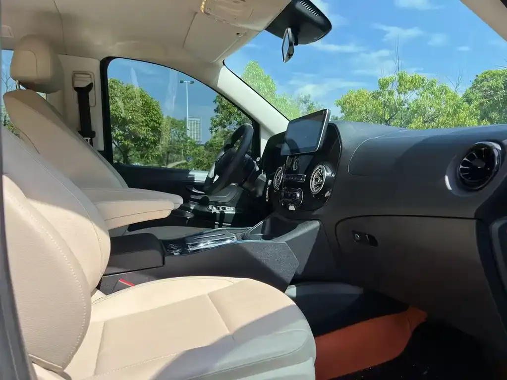 Mercedes-Benz Vito 2023 из CN, фото 10