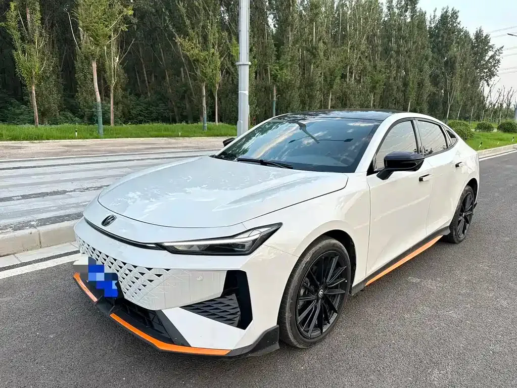 Changan UNI-V 2023 из CN, фото 1