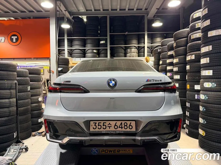 BMW 7-Series 2023 из KR, фото 3