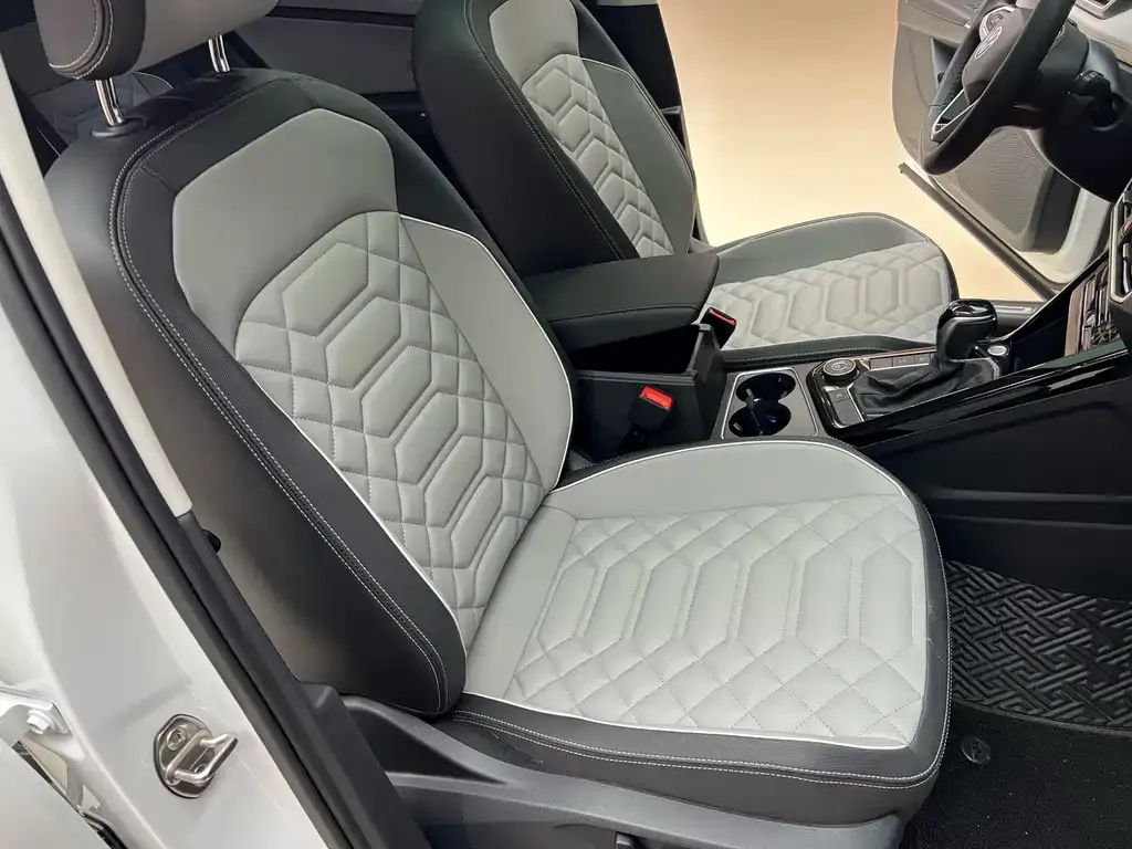 Volkswagen Tayron 2023 из CN, фото 4