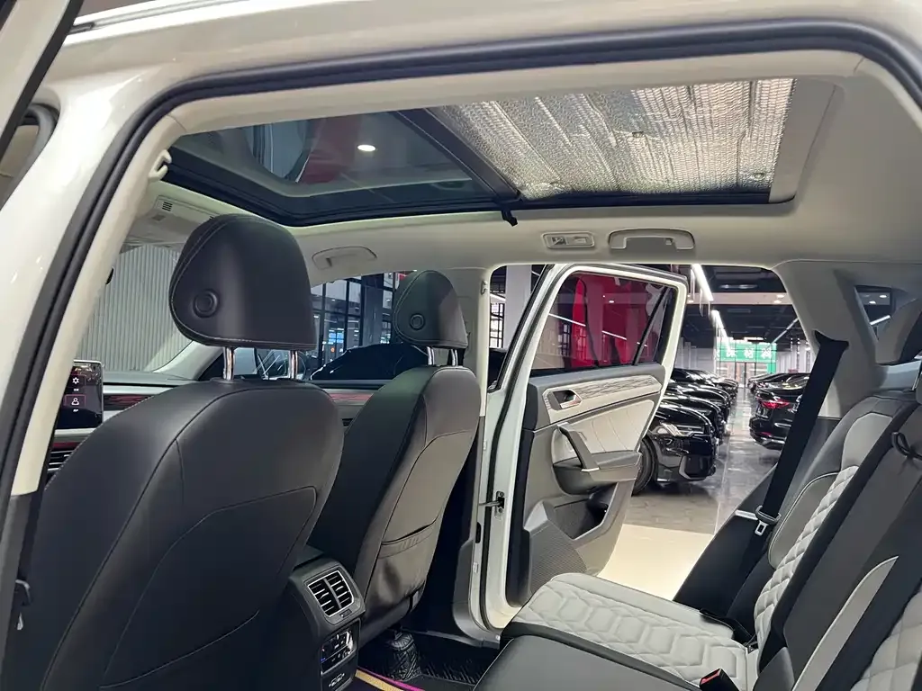 Volkswagen Tayron 2023 из CN, фото 6