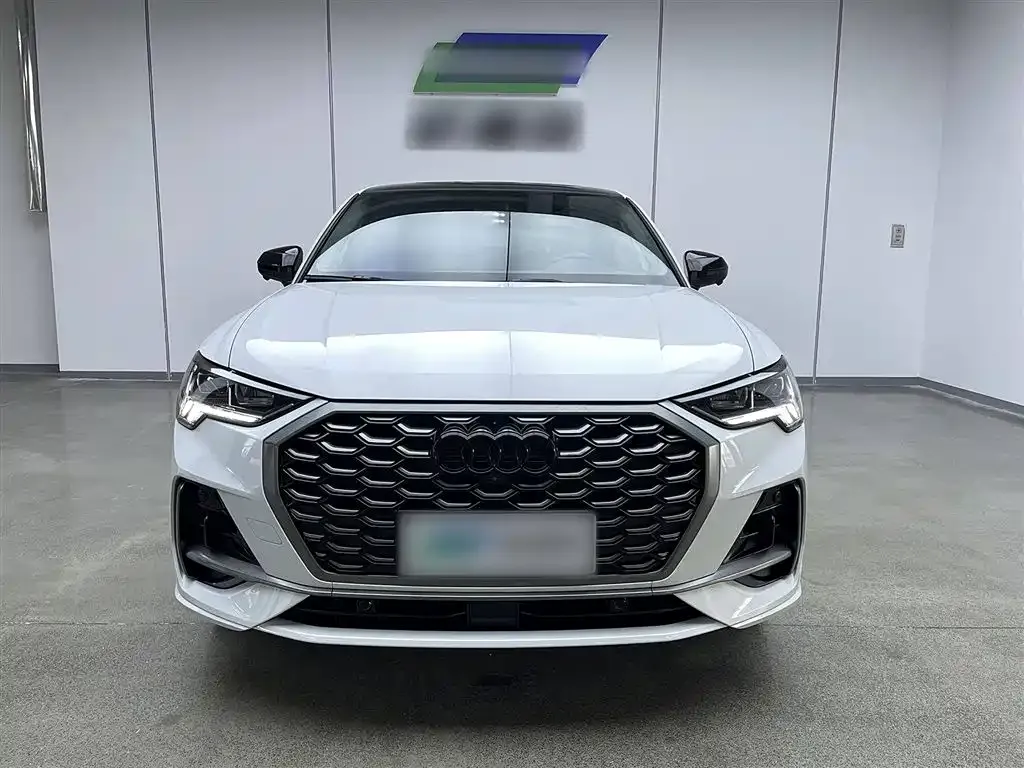 Audi Q3 Sportback 2024 из CN, фото 7