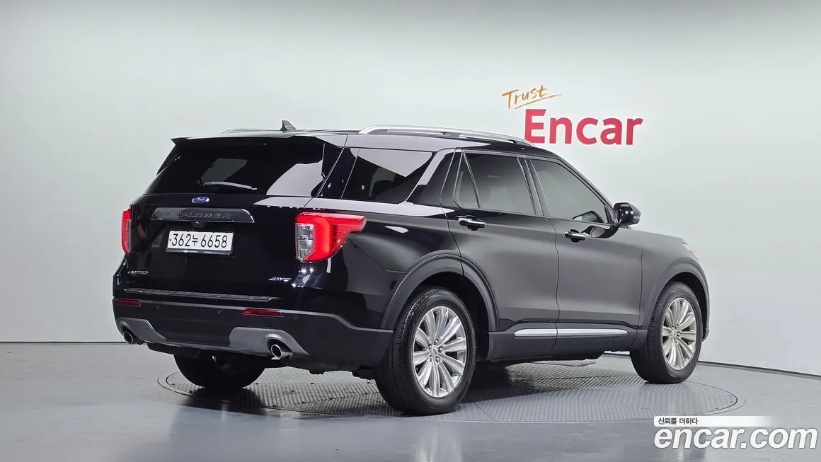 Ford Explorer 2021 из KR, фото 2
