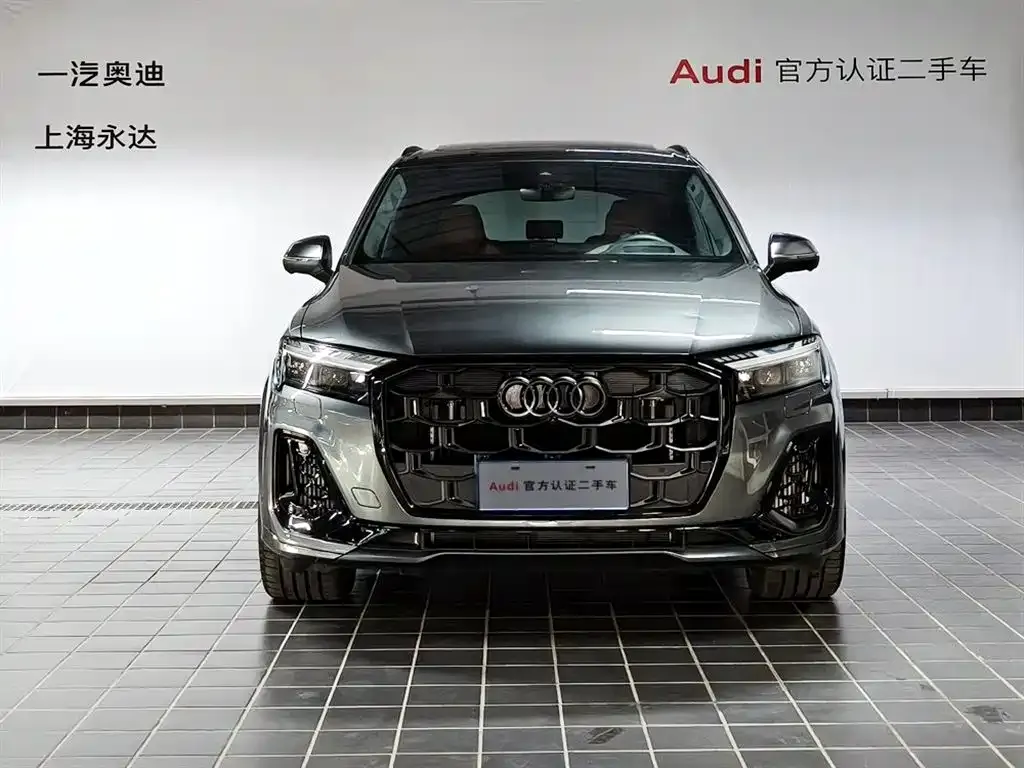 Audi SQ7 2024 из CN, фото 2