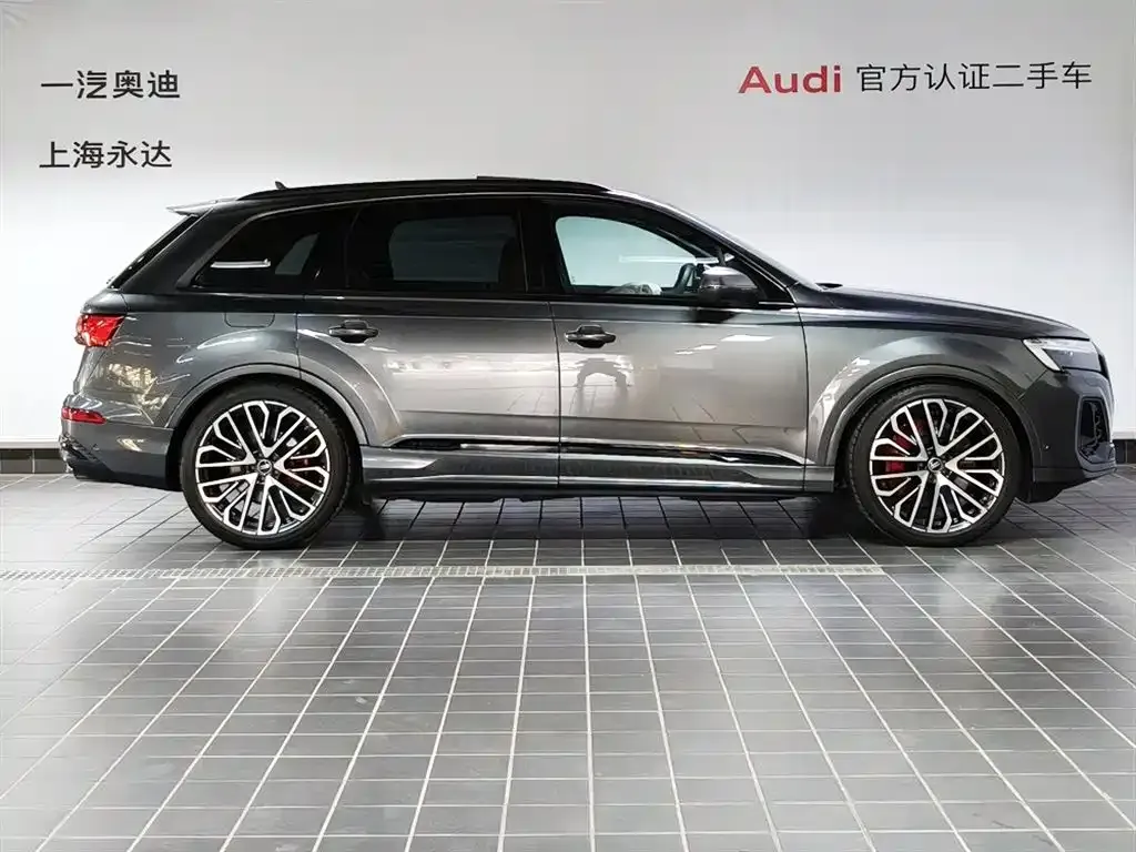 Audi SQ7 2024 из CN, фото 3