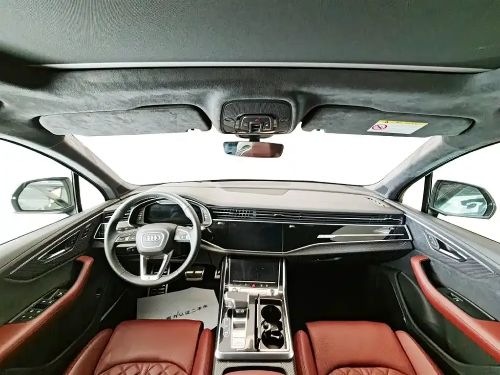 Audi SQ7 2024 из CN, фото 9