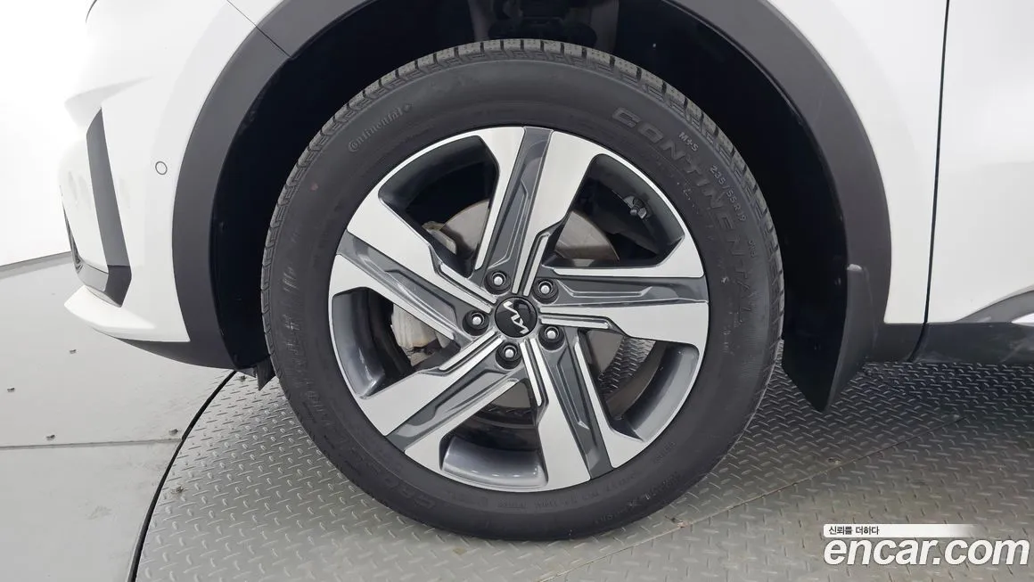 Kia Sorento — фото 5