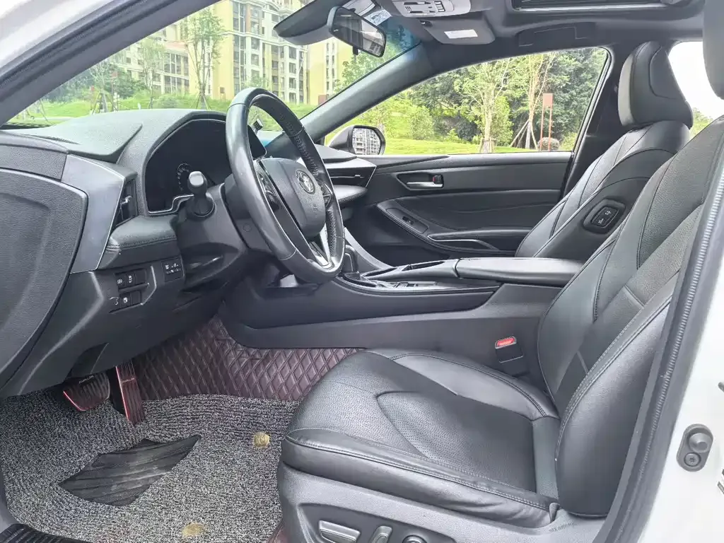 Toyota Avalon 2021 из CN, фото 4