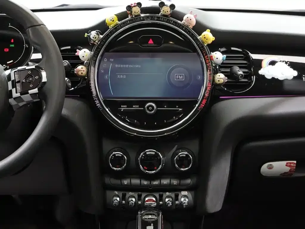 MINI Cooper (3-door) 2022 из CN, фото 2