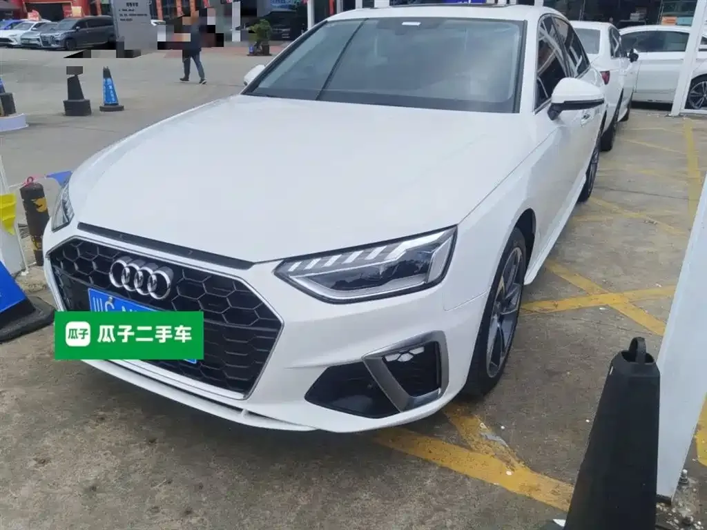 Audi A4L 2024 из CN, фото 1