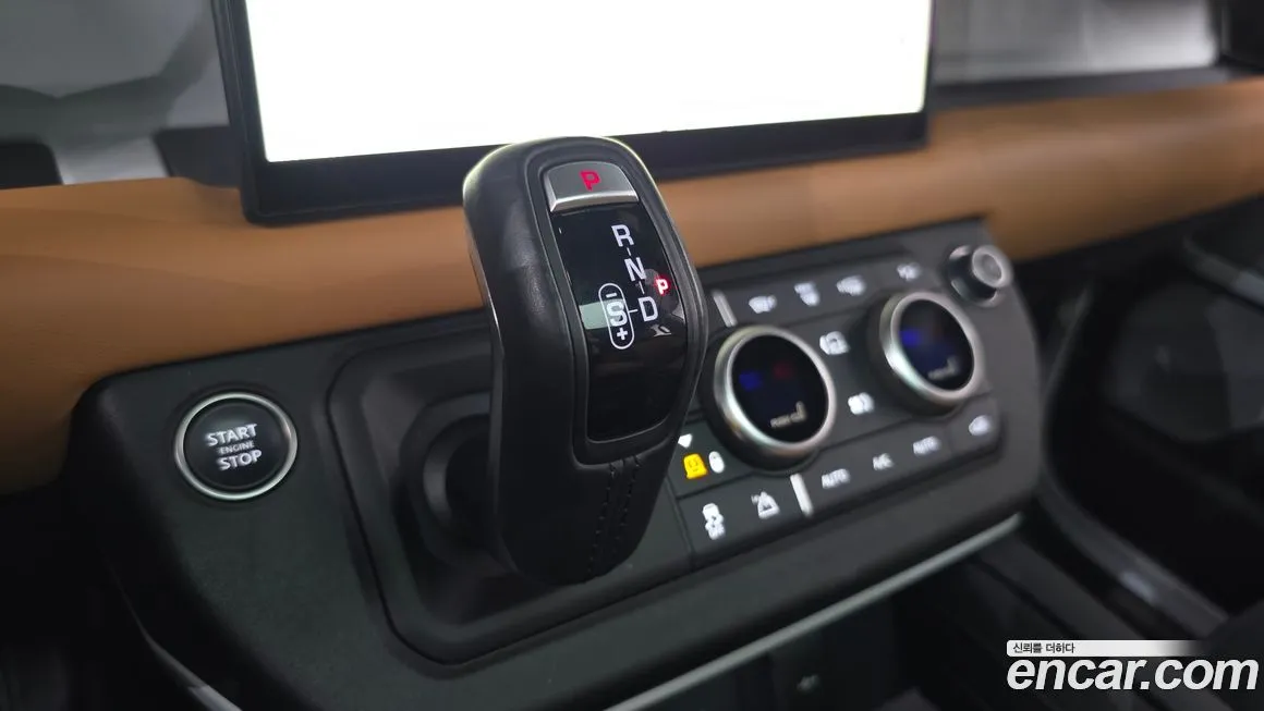 Land Rover Defender 2023 из KR, фото 9