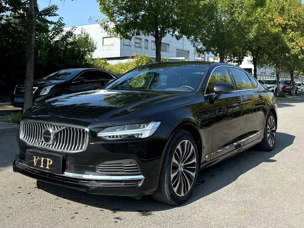 Volvo S90 PHEV — фото 1