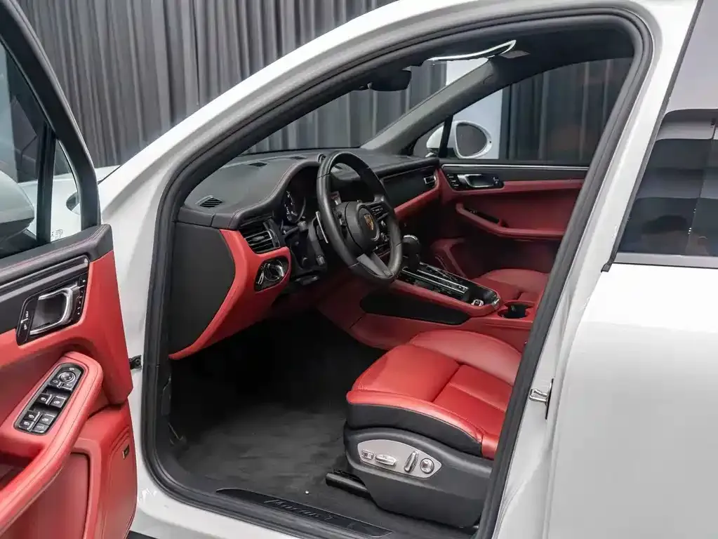 Porsche Macan 2023 из CN, фото 6