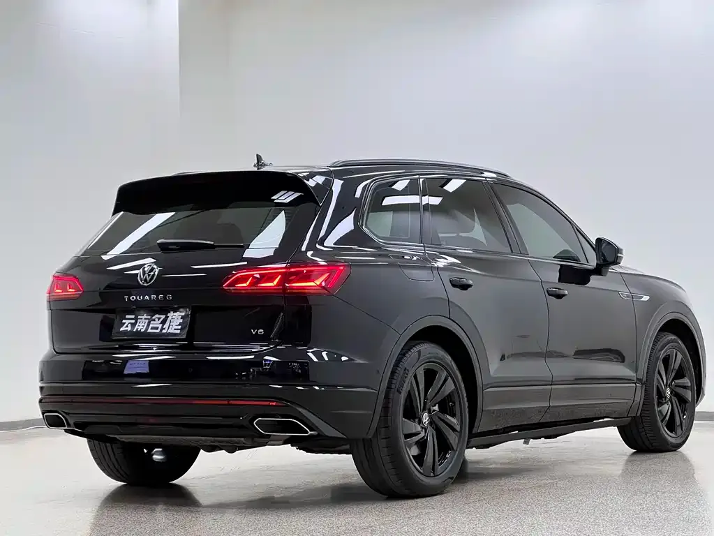 Volkswagen Touareg 2023 из CN, фото 4