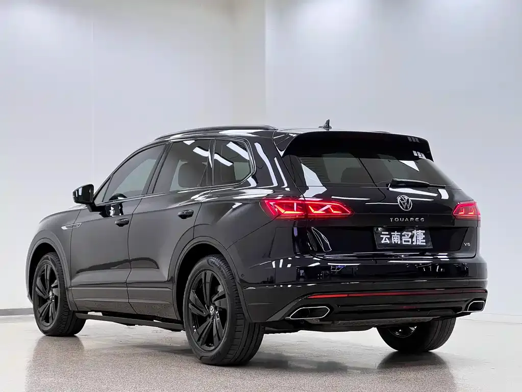 Volkswagen Touareg 2023 из CN, фото 6