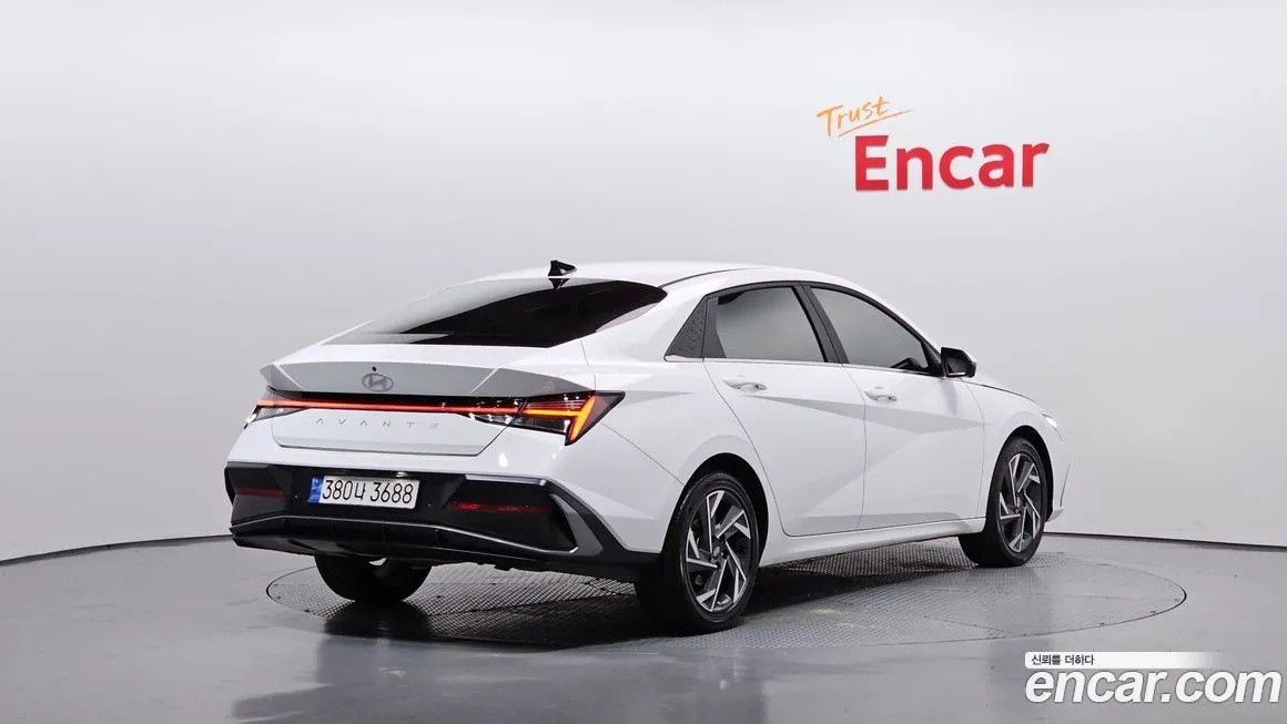 Hyundai AVANTE — фото 2