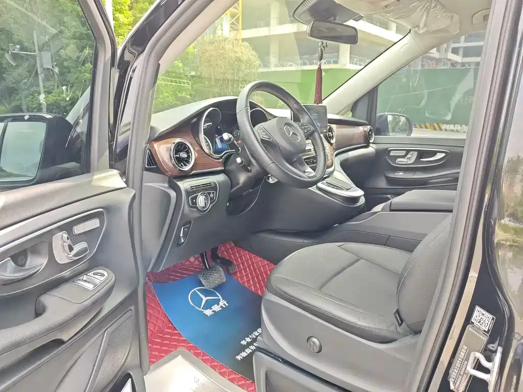 Mercedes-Benz V-Class 2022 из CN, фото 5