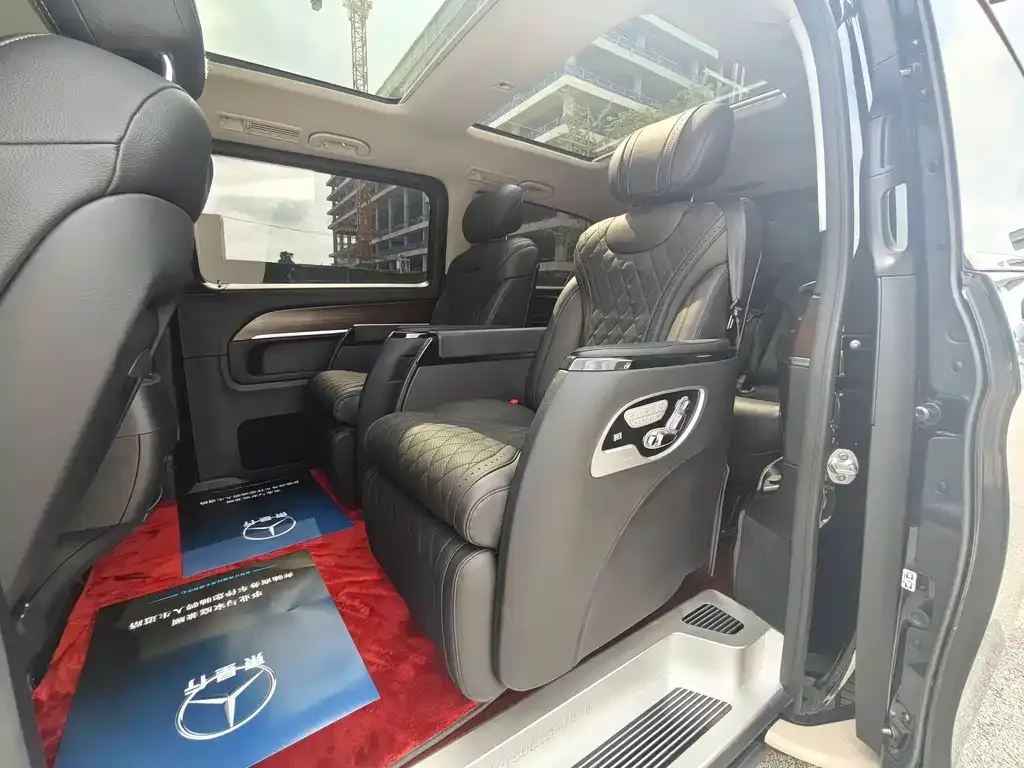 Mercedes-Benz V-Class 2022 из CN, фото 7