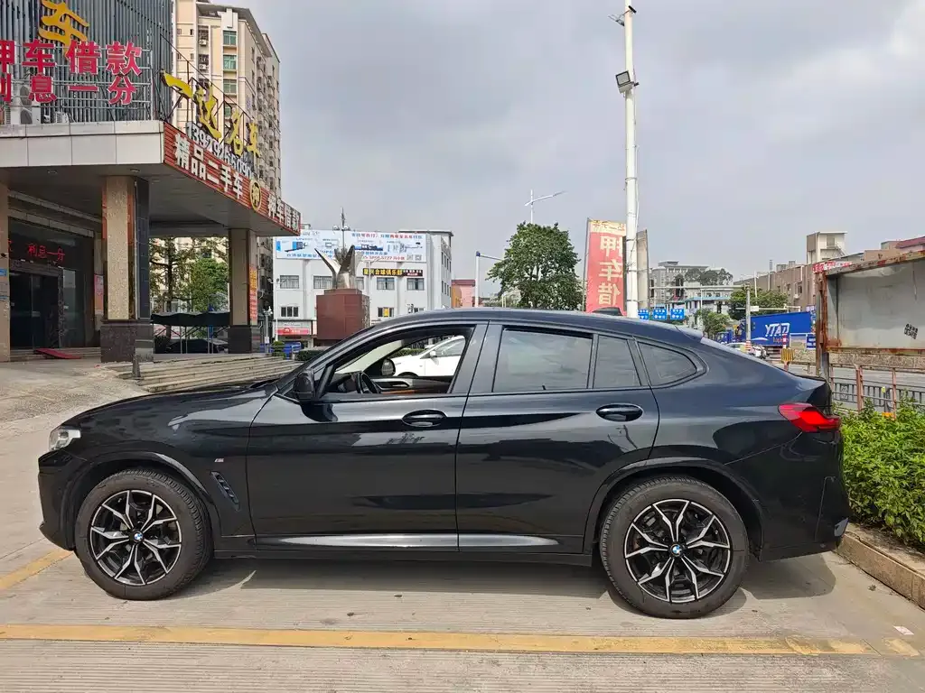 BMW X4 2022 из CN, фото 3