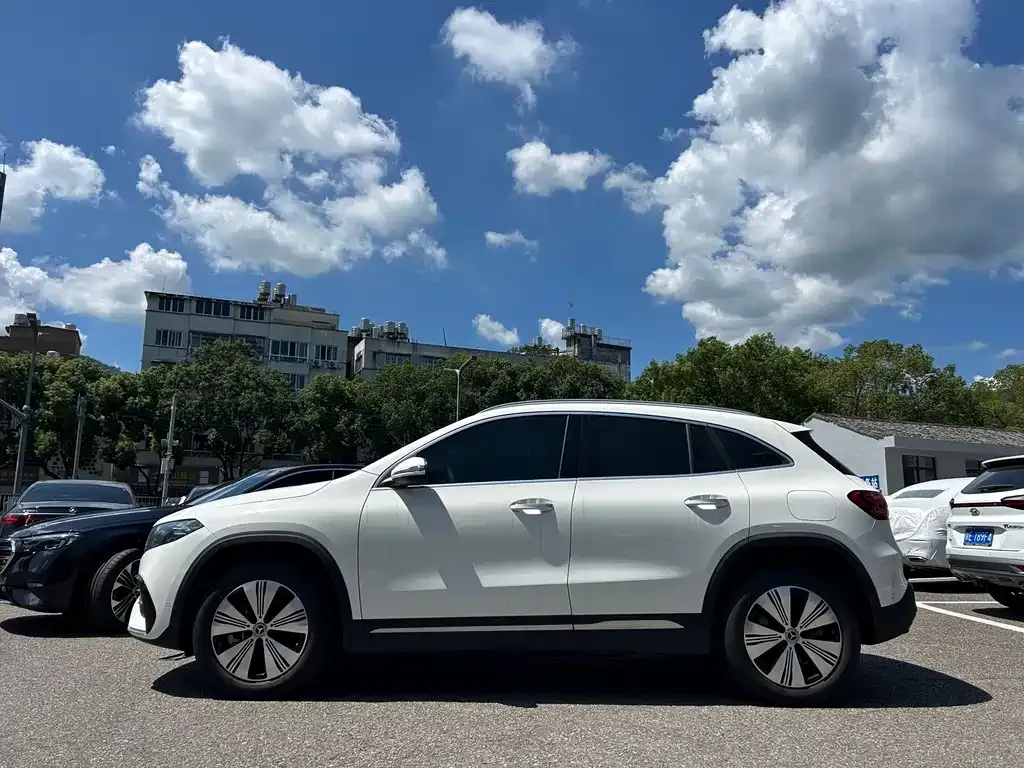 Mercedes-Benz EQA 2025 из CN, фото 4