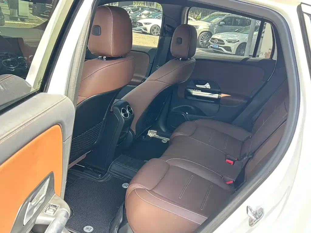 Mercedes-Benz EQA 2025 из CN, фото 9