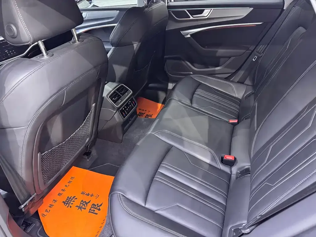 Audi A7 2024 из CN, фото 10