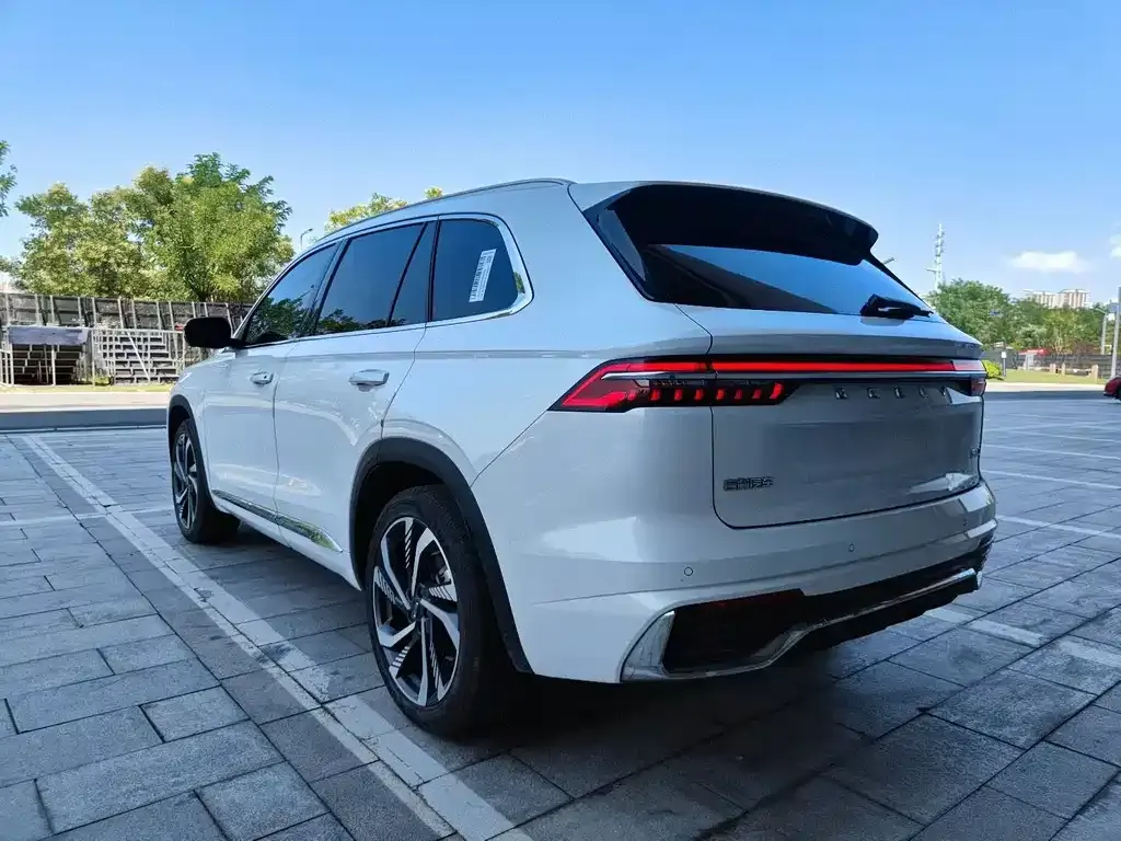 Geely Xingyue L 2023 из CN, фото 4