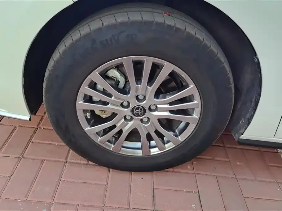 Toyota Sienna 2022 из CN, фото 6