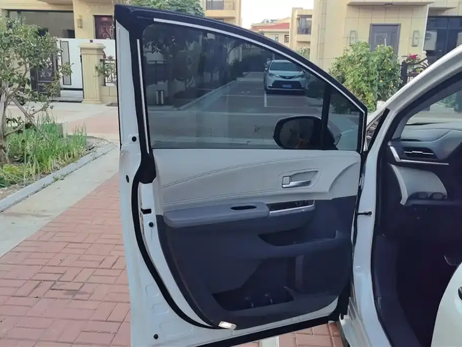 Toyota Sienna 2022 из CN, фото 7