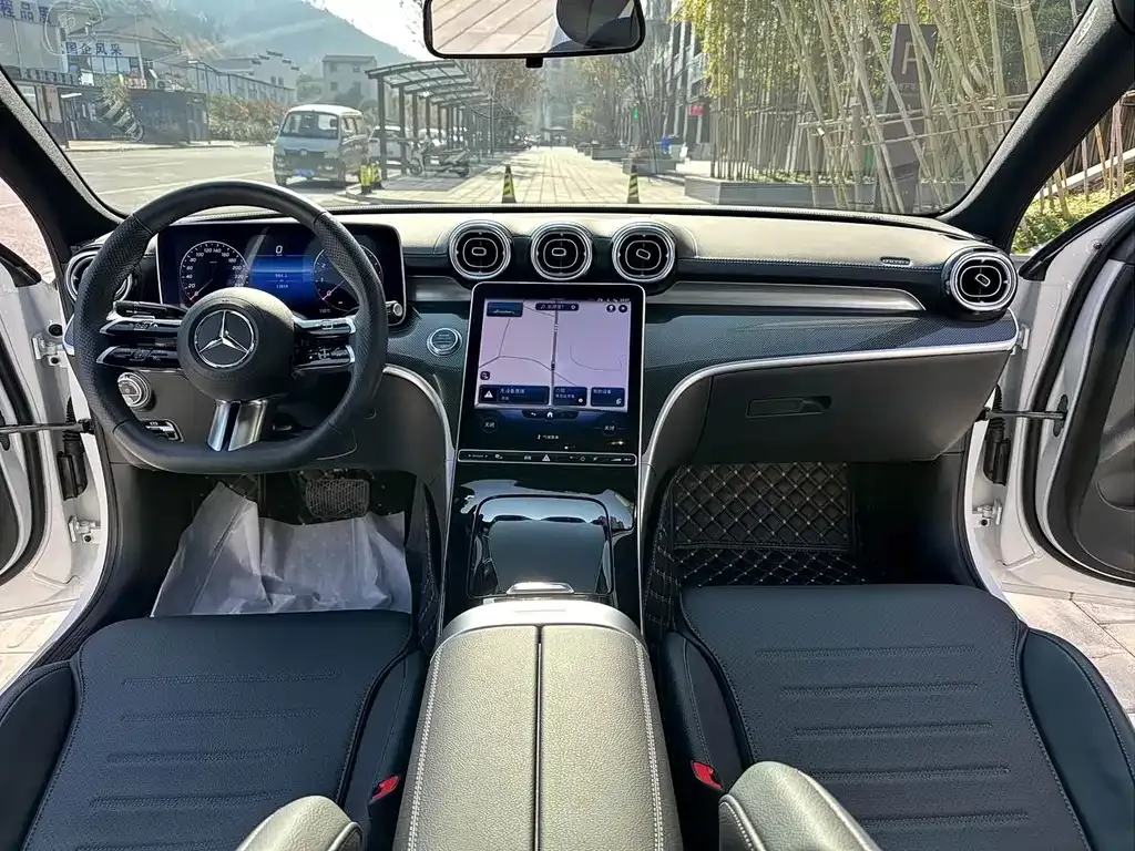 Mercedes-Benz C-Class 2024 из CN, фото 10