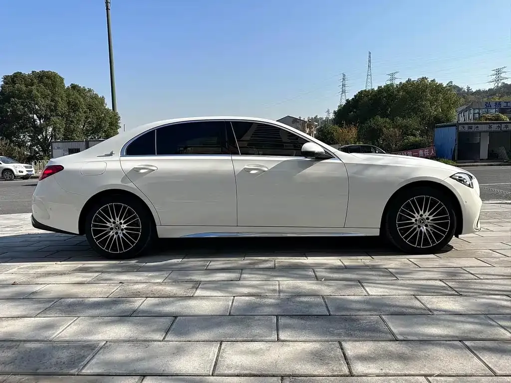 Mercedes-Benz C-Class 2024 из CN, фото 4