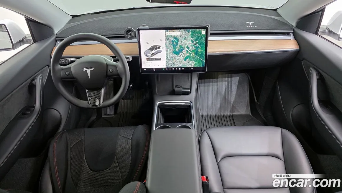 Tesla Model Y 2021 из KR, фото 7