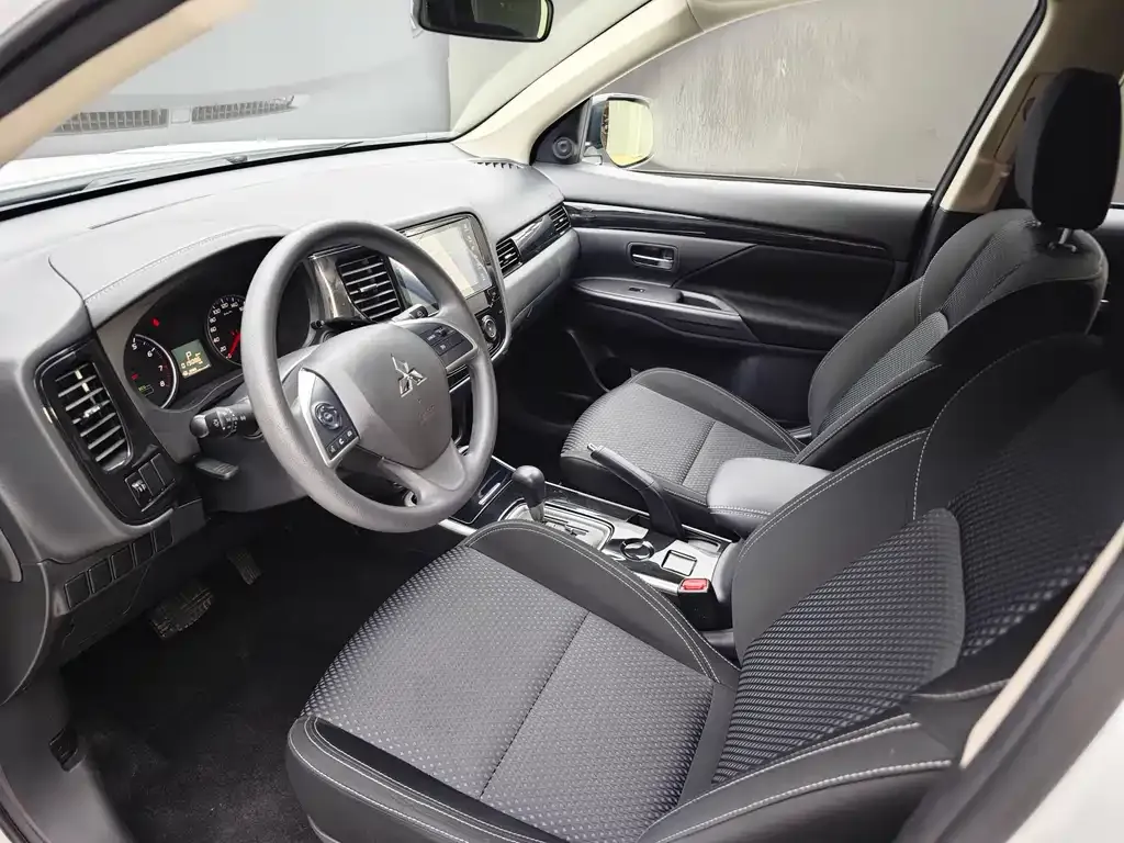 [object Object] Outlander 2022 из CN, фото 8