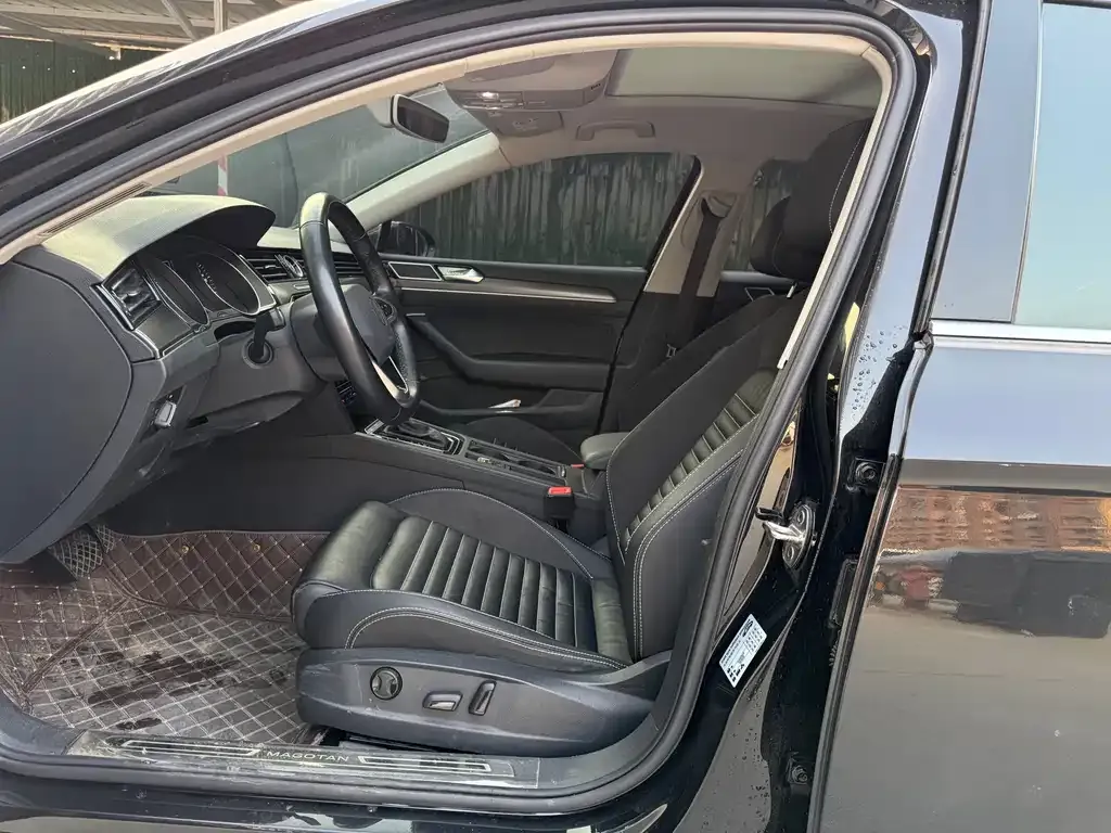 Volkswagen Magotan 2021 из CN, фото 7