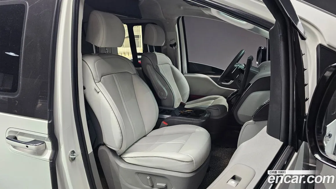 Hyundai Staria 2023 из KR, фото 10