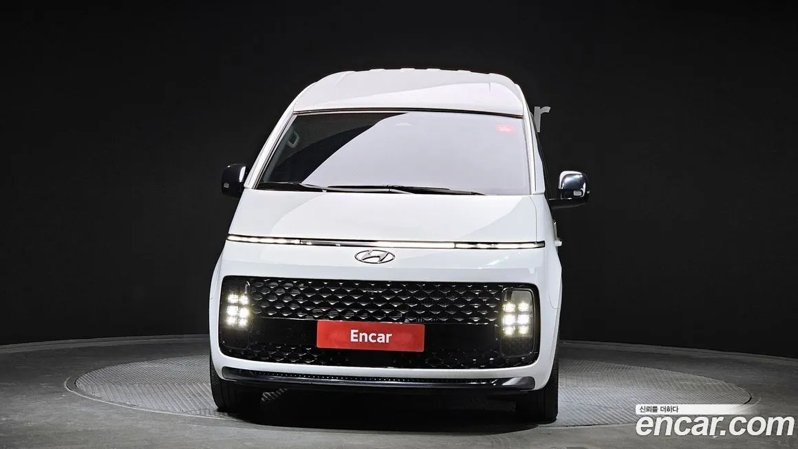 Hyundai Staria 2023 из KR, фото 3