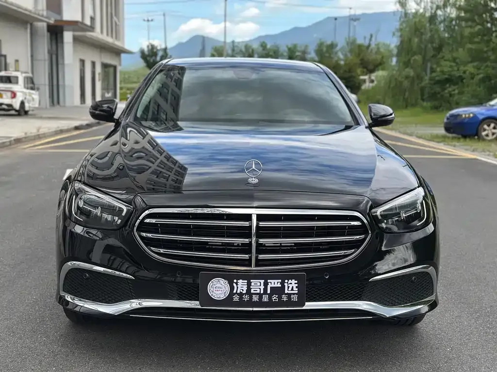 Mercedes-Benz E-Class 2023 из CN, фото 2