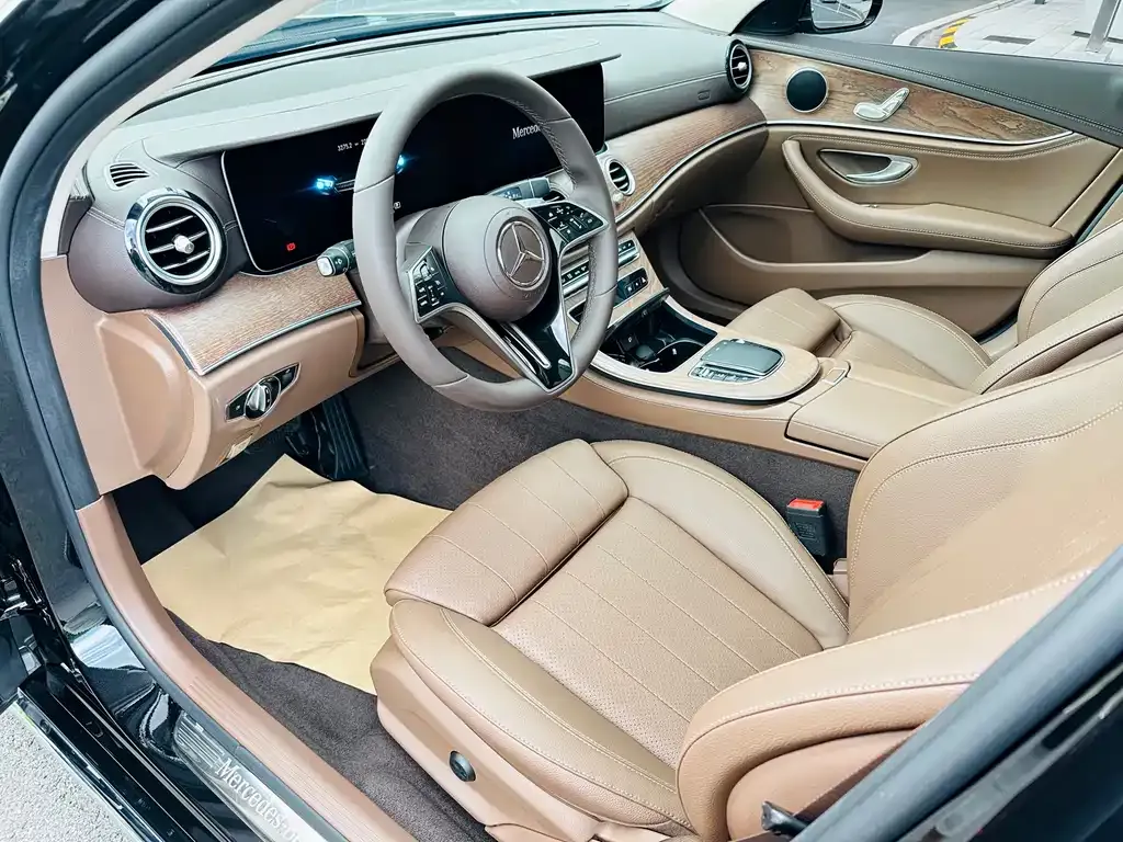 Mercedes-Benz E-Class 2023 из CN, фото 7