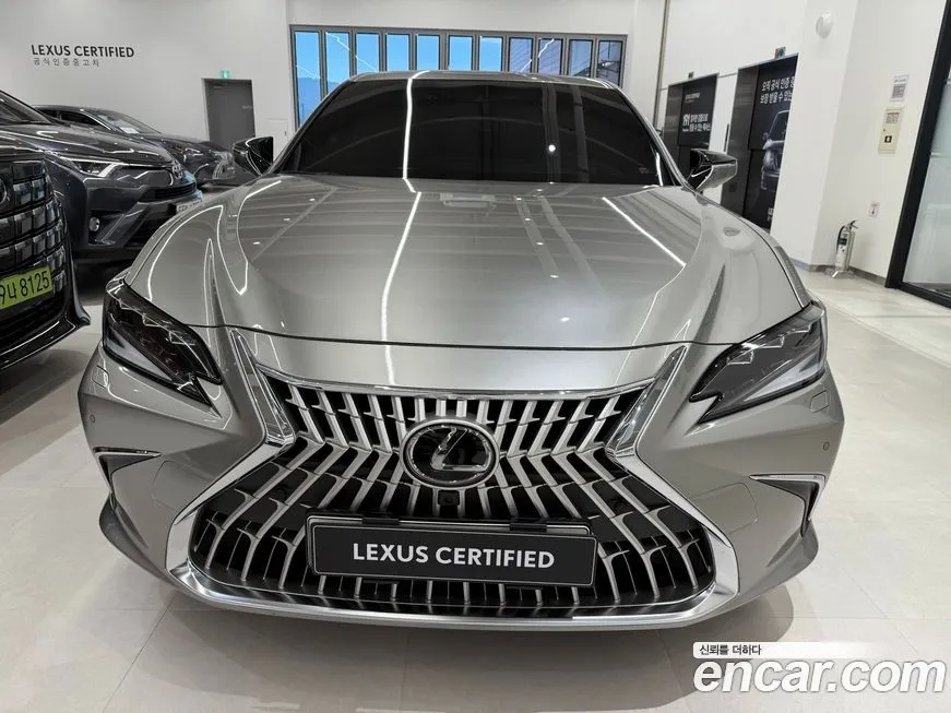 Lexus ES 2025 из KR, фото 3