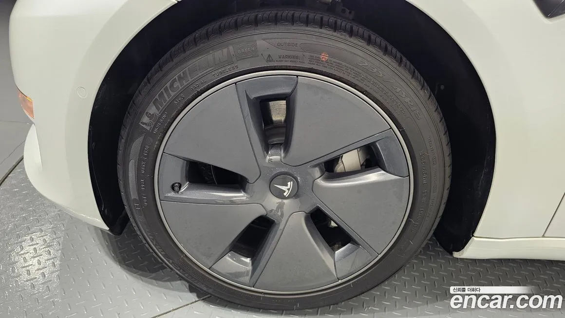 Tesla Model 3 2021 из KR, фото 5