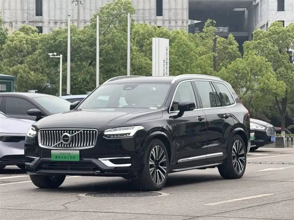 Volvo XC90 PHEV 2023 из CN, фото 1